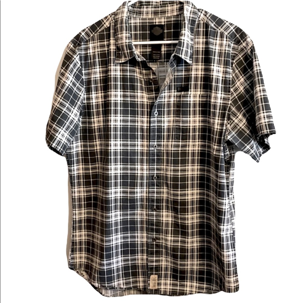 Harley-Davidson Men’s Black Label button down plaid shirt.